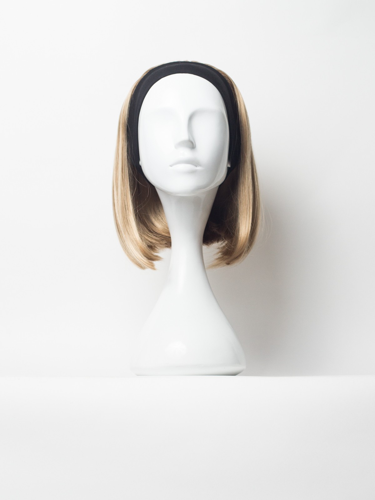 Peruca TINA Blond Miere