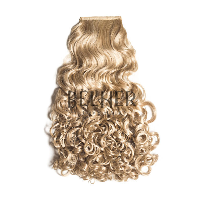 Blond Luminos Coada Par Cret